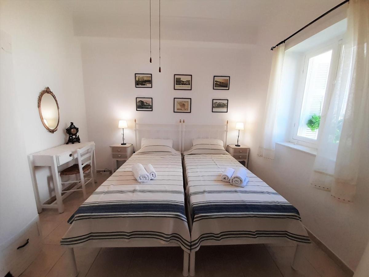 Dapia Holiday Home Спетсес Экстерьер фото