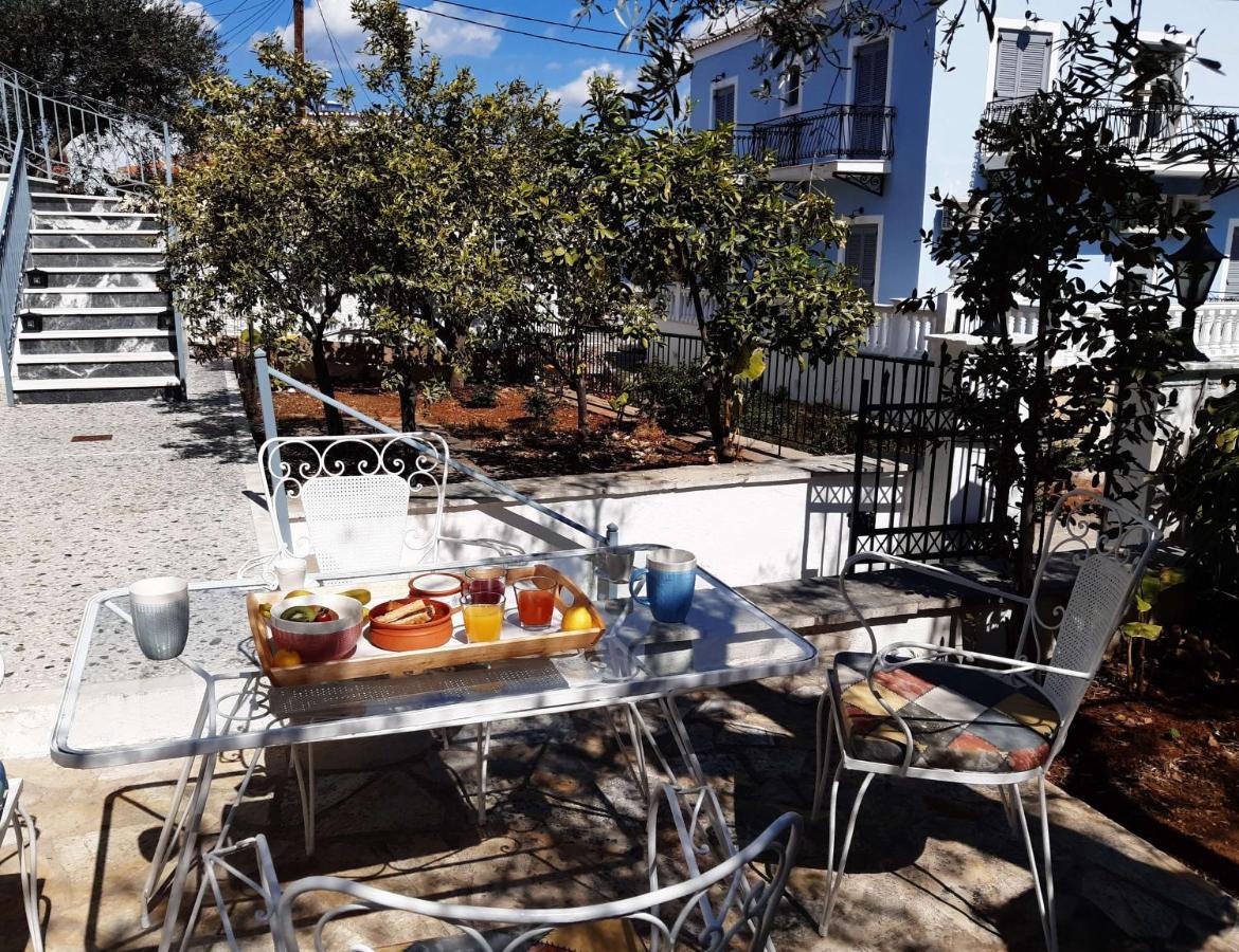 Dapia Holiday Home Спетсес Экстерьер фото