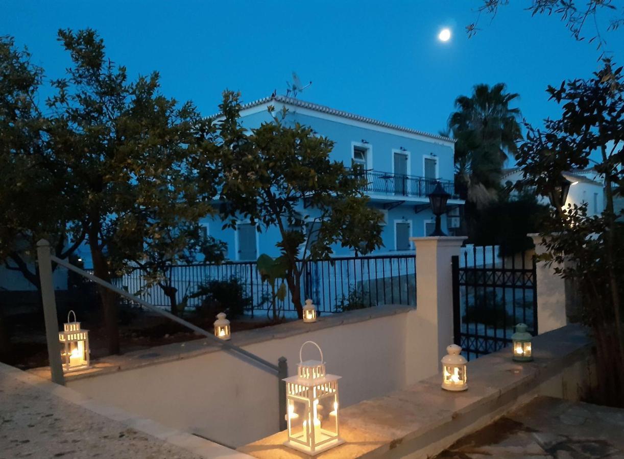 Dapia Holiday Home Спетсес Экстерьер фото